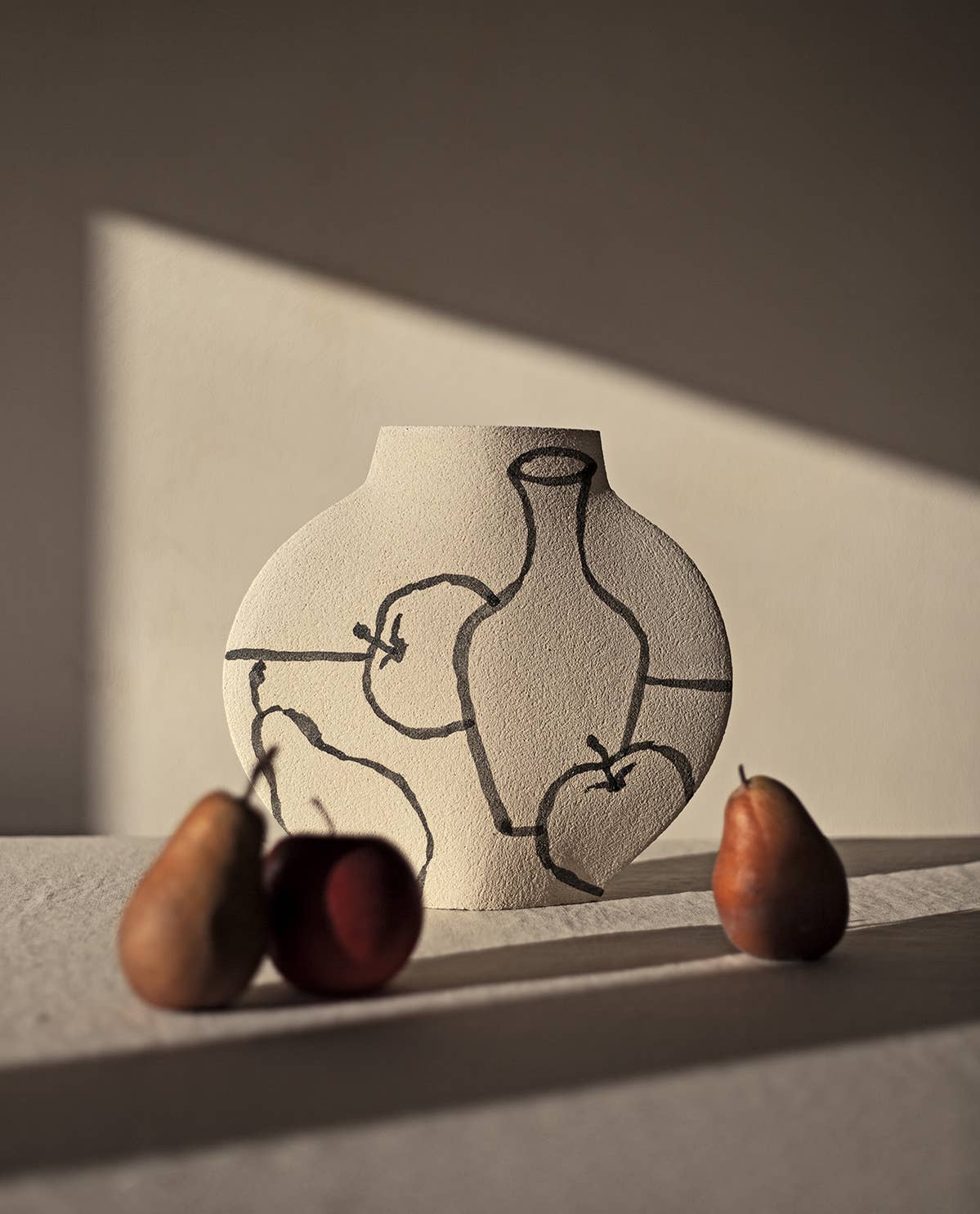 Ceramic Summer Vase ‘Still Life’