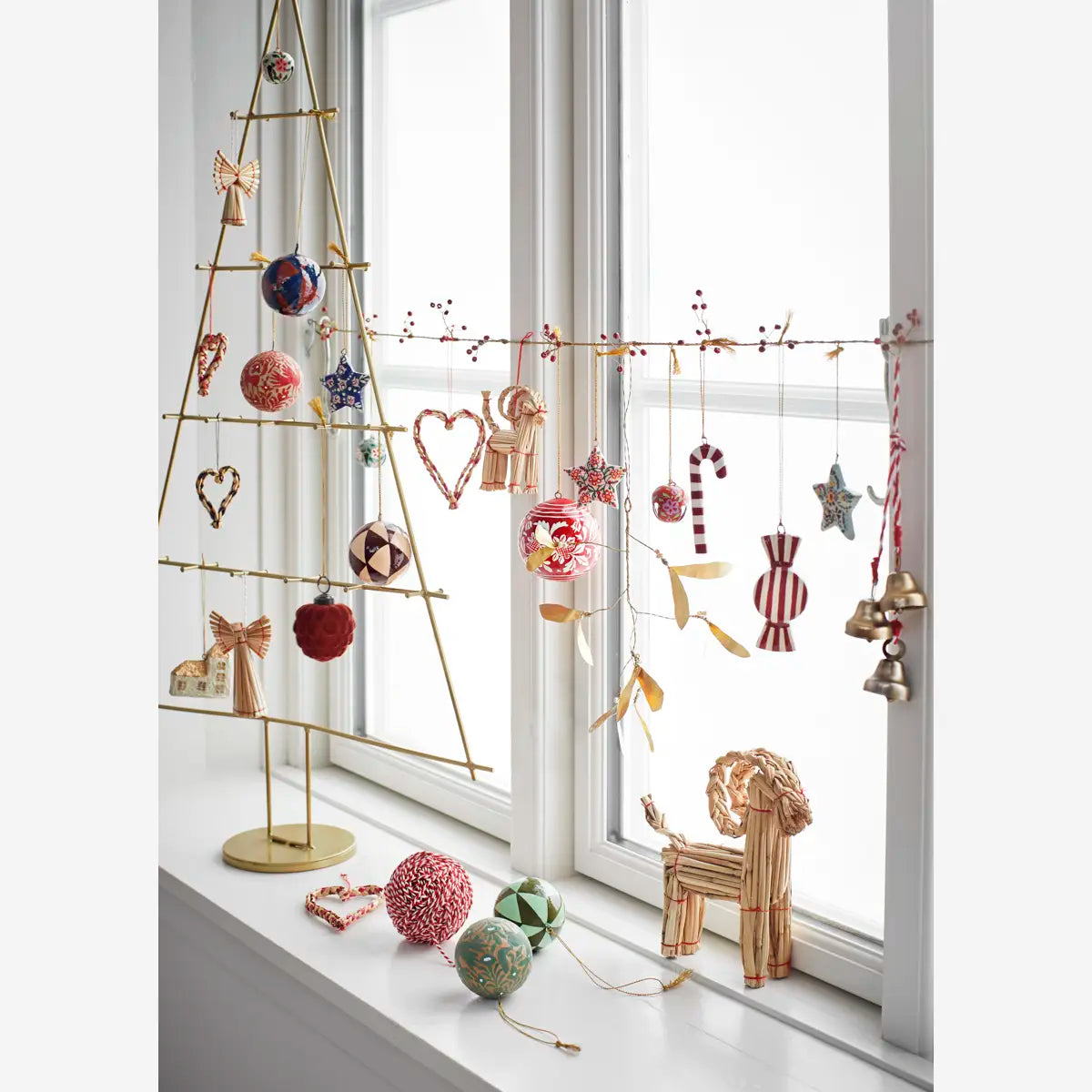 HANDMADE PAPER MACHE VINTAGE CHRISTMAS BALLs