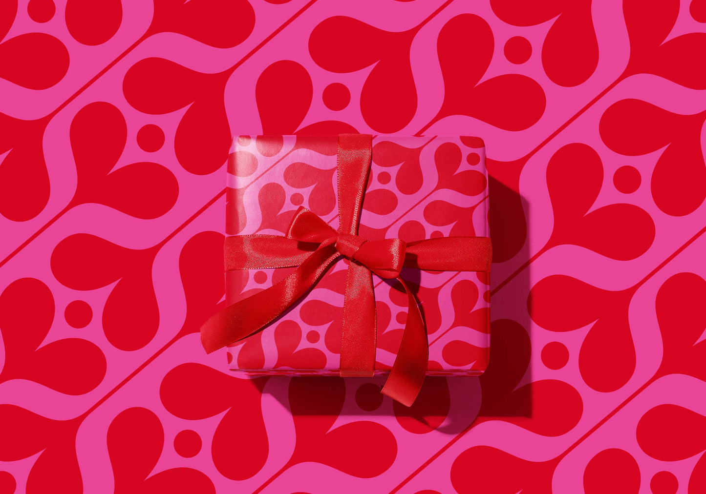 Sweetpea | Valentine's Gift Wrapping Paper & Tag Set: Without Gift Tag