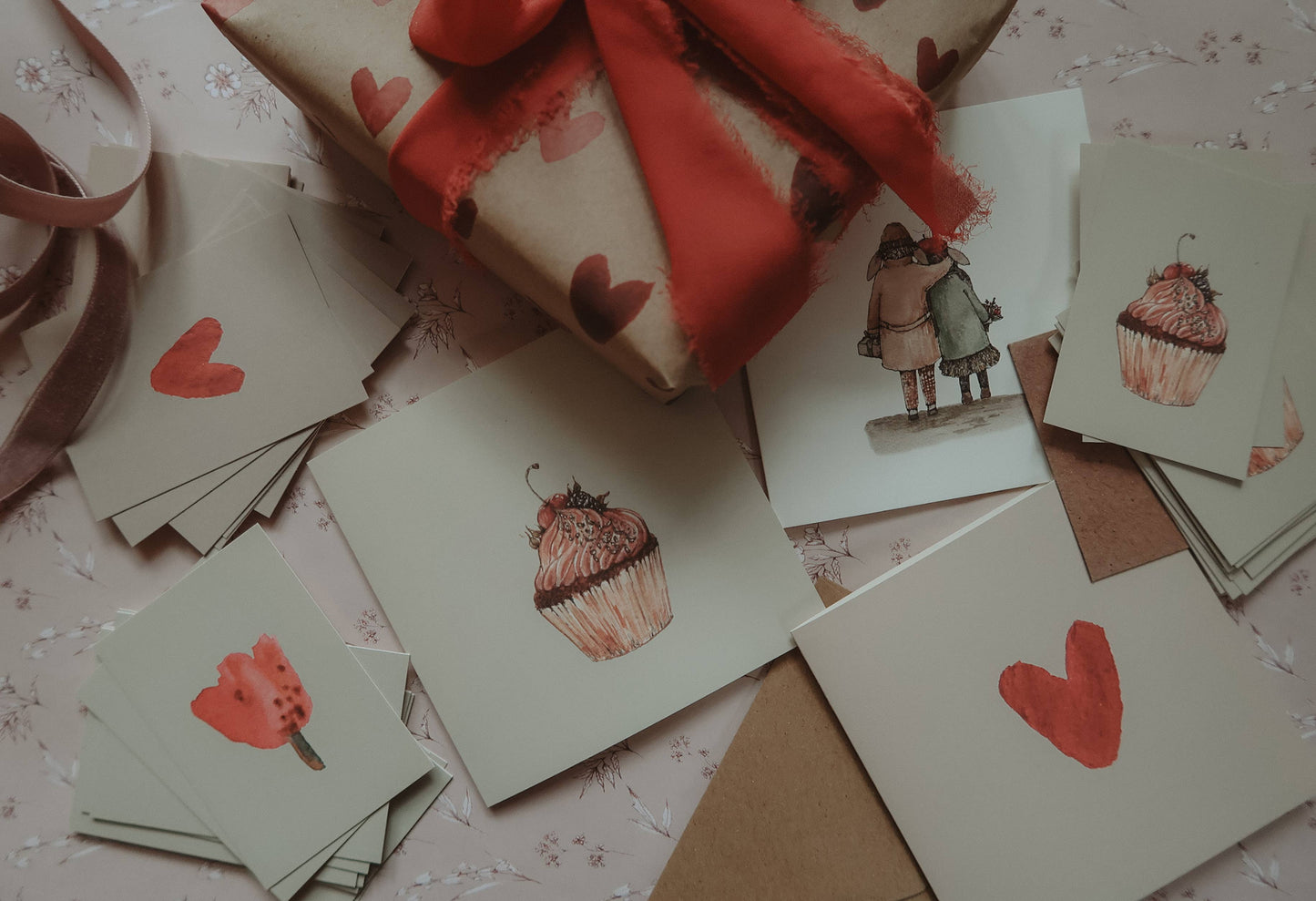 Set Of 3 Pieces RED HEARTS Kraft Wrapping Paper