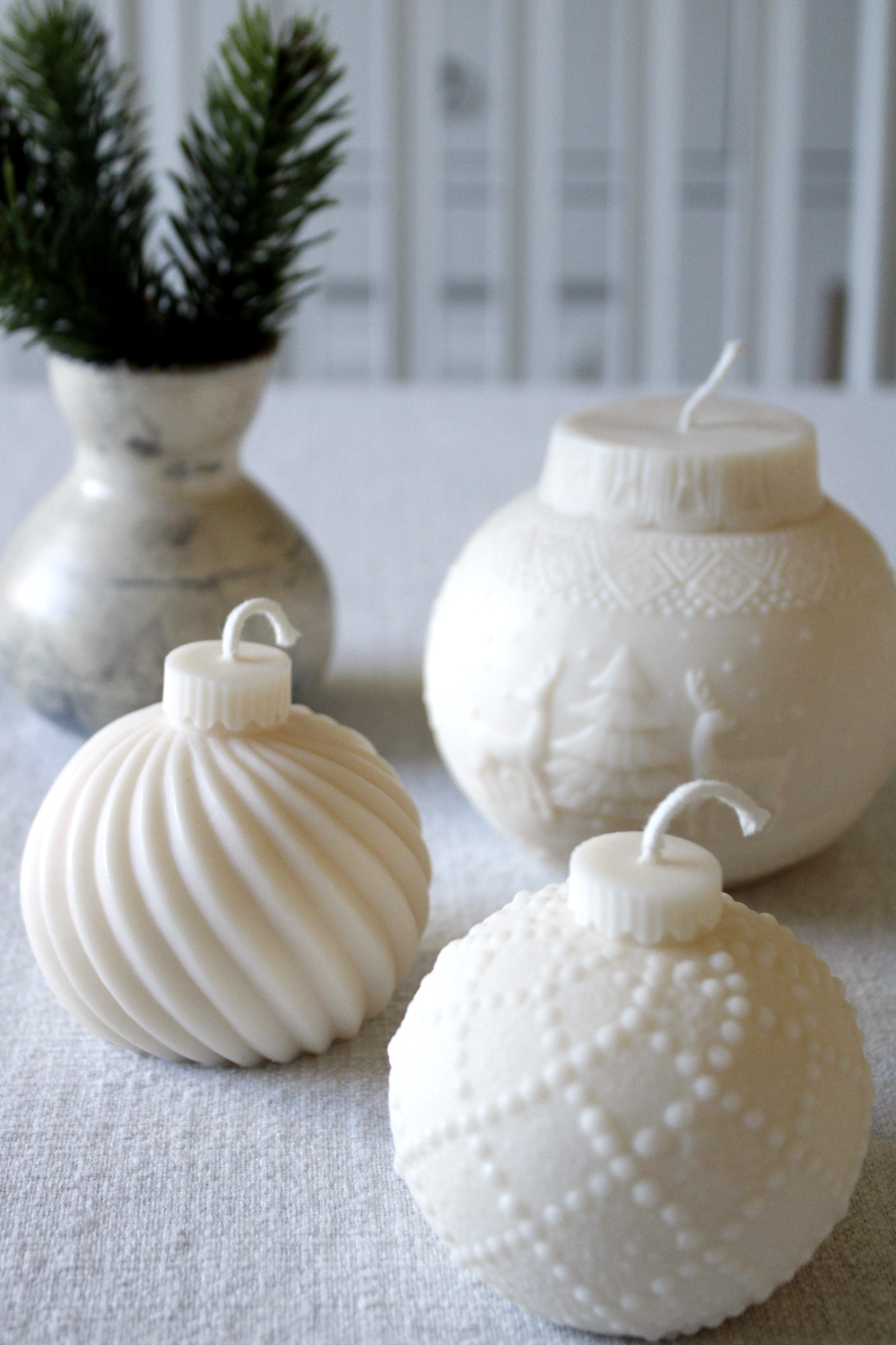 Medium Bauble Candle