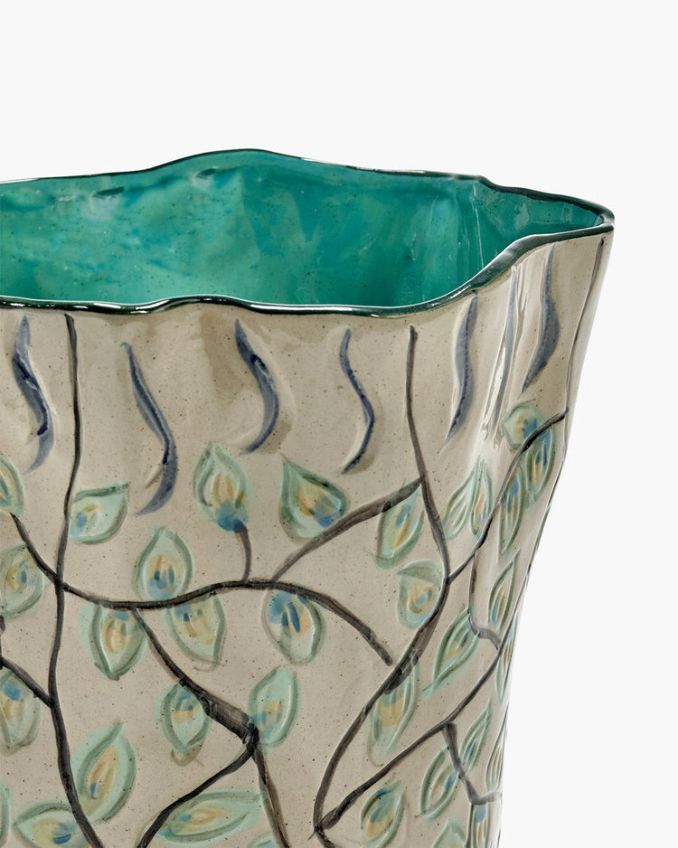 Vase 02 mix  by Nadine Dewart