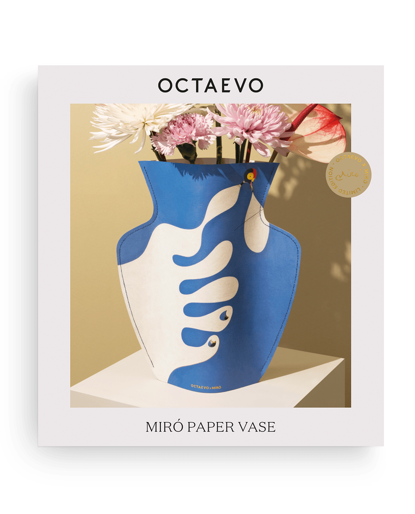 Miró Paper Vase "Main À La Poursuite D'Un Oiseau"