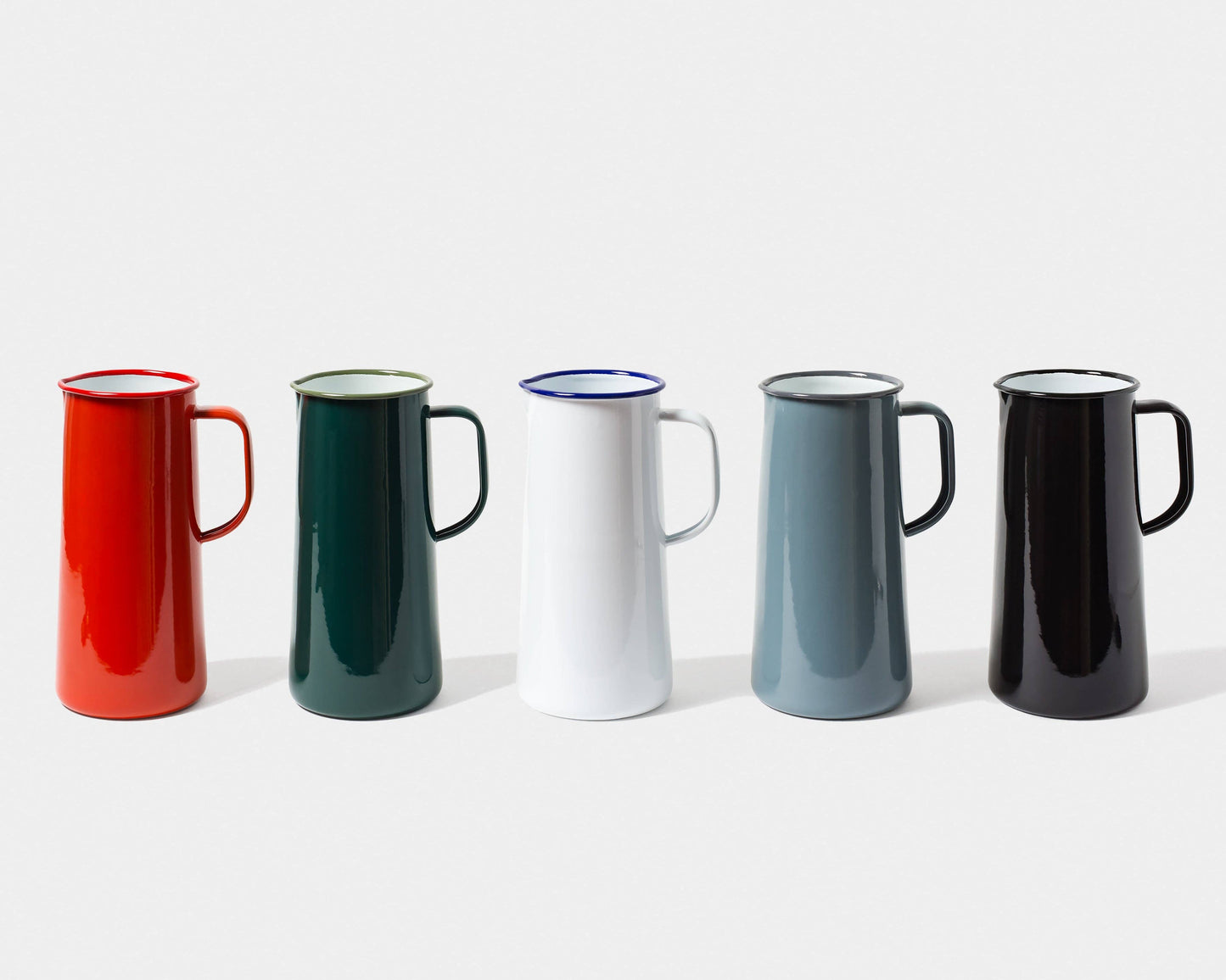 3 Pint Enamel Pitcher: Cream
